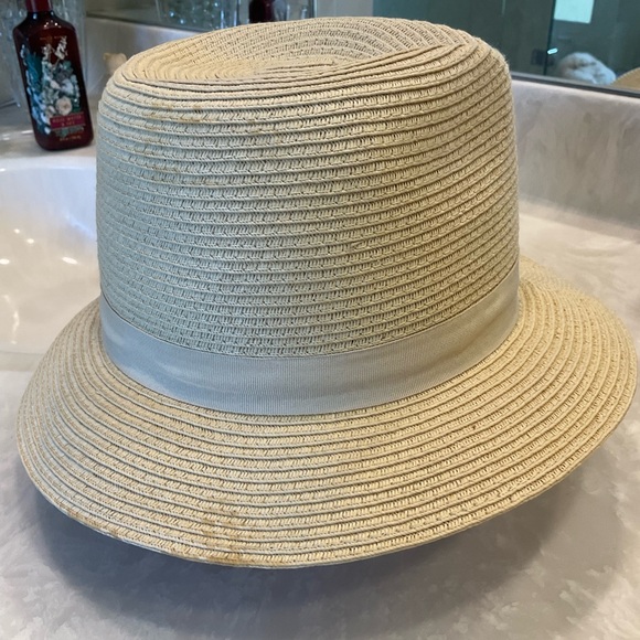 Straw Hat, Women’s, Neutral Natural Color, Size is 23.5 inches around - Picture 2 of 8